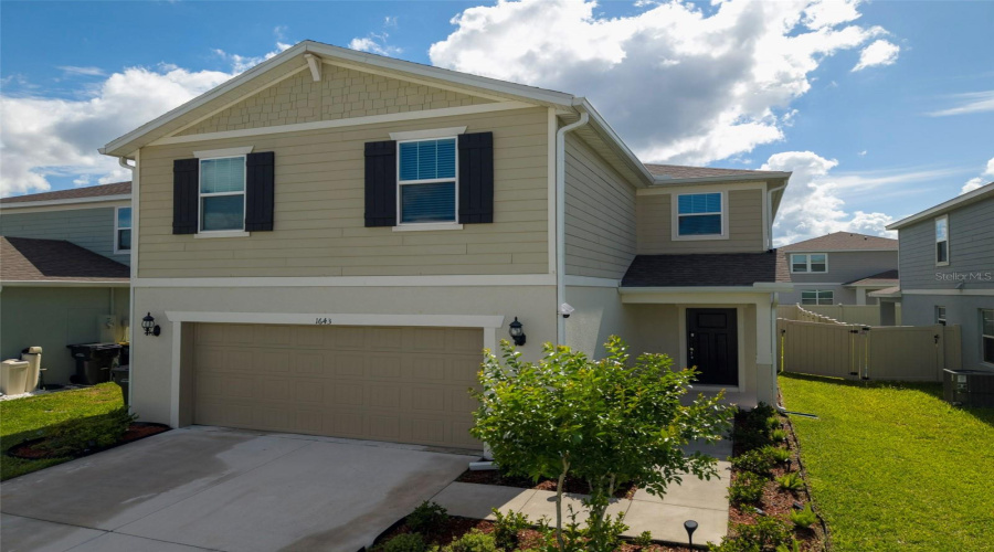 DAVENPORT, Florida 33896, 5 Bedrooms Bedrooms, ,3 BathroomsBathrooms,Residential,For Sale,DELIGHTFUL,0,MFRO6400793