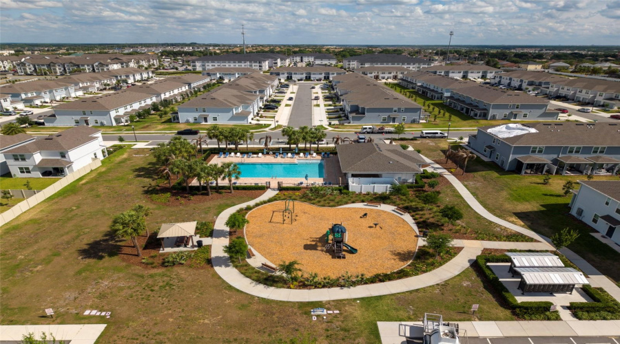 DAVENPORT, Florida 33896, 5 Bedrooms Bedrooms, ,3 BathroomsBathrooms,Residential,For Sale,DELIGHTFUL,0,MFRO6400793