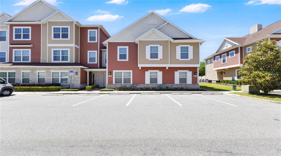 KISSIMMEE, Florida 34747, 4 Bedrooms Bedrooms, ,4 BathroomsBathrooms,Residential,For Sale,SUNRISE SHORES,0,MFRO6400855