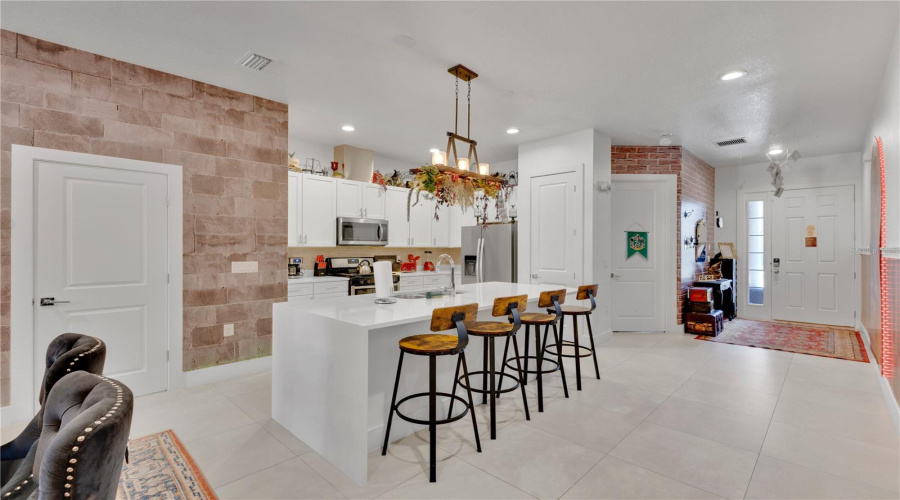 KISSIMMEE, Florida 34747, 4 Bedrooms Bedrooms, ,4 BathroomsBathrooms,Residential,For Sale,SUNRISE SHORES,0,MFRO6400855