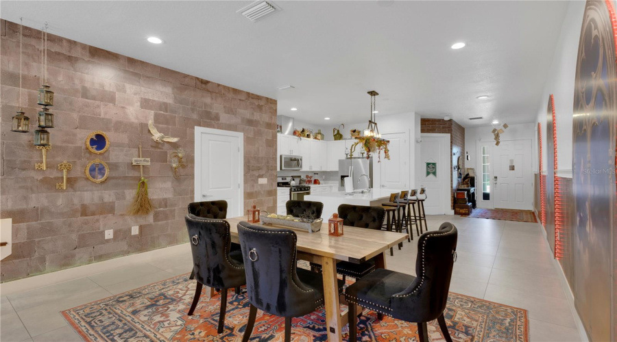 KISSIMMEE, Florida 34747, 4 Bedrooms Bedrooms, ,4 BathroomsBathrooms,Residential,For Sale,SUNRISE SHORES,0,MFRO6400855