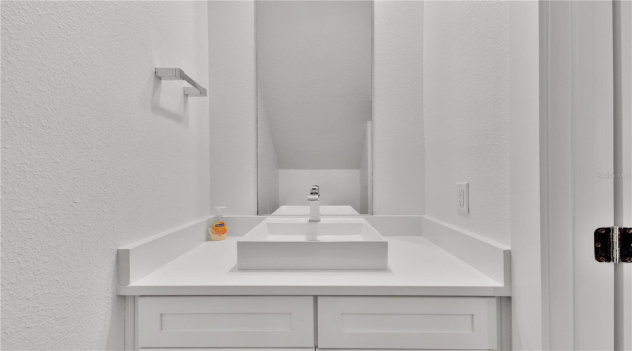 KISSIMMEE, Florida 34747, 4 Bedrooms Bedrooms, ,4 BathroomsBathrooms,Residential,For Sale,SUNRISE SHORES,0,MFRO6400855