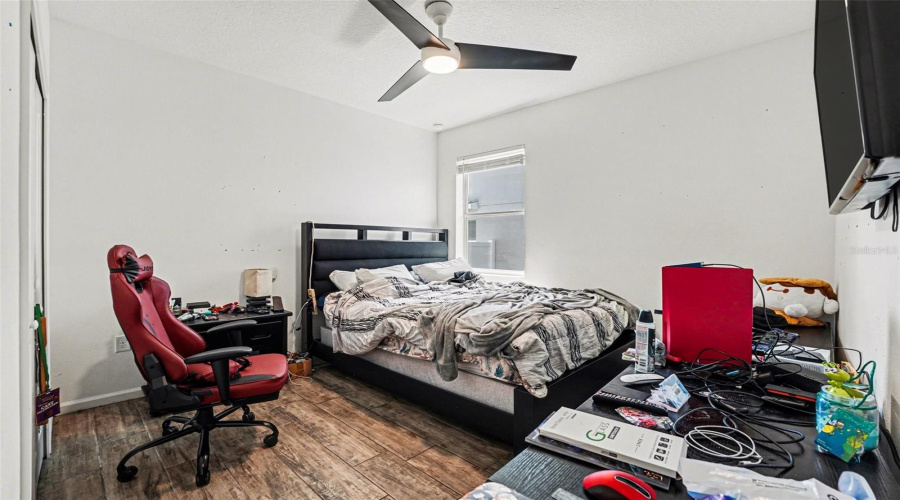 DAVENPORT, Florida 33837, 3 Bedrooms Bedrooms, ,2 BathroomsBathrooms,Residential,For Sale,SAPPHIRE DR,0,MFRTB8500041