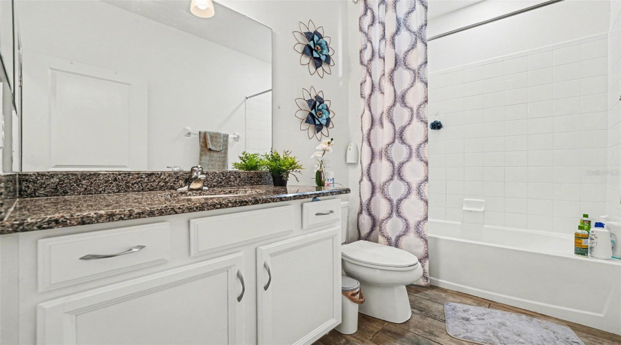 DAVENPORT, Florida 33837, 3 Bedrooms Bedrooms, ,2 BathroomsBathrooms,Residential,For Sale,SAPPHIRE DR,0,MFRTB8500041