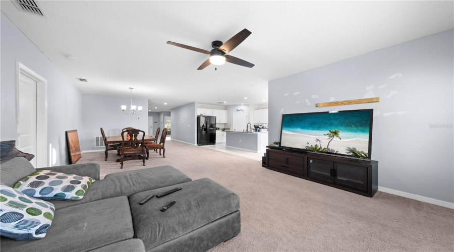 DAVENPORT, Florida 33837, 4 Bedrooms Bedrooms, ,2 BathroomsBathrooms,Residential,For Sale,MEADOW BEND,0,MFRO6346994