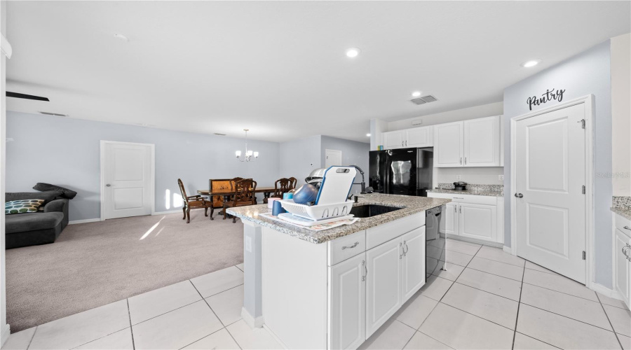 DAVENPORT, Florida 33837, 4 Bedrooms Bedrooms, ,2 BathroomsBathrooms,Residential,For Sale,MEADOW BEND,0,MFRO6346994