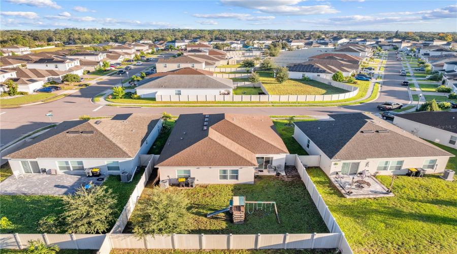 DAVENPORT, Florida 33837, 4 Bedrooms Bedrooms, ,2 BathroomsBathrooms,Residential,For Sale,MEADOW BEND,0,MFRO6346994