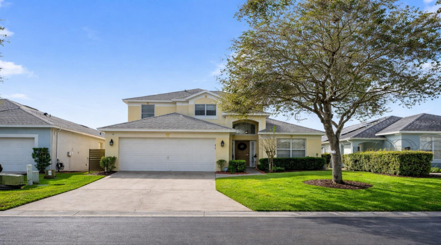 DAVENPORT, Florida 33897, 5 Bedrooms Bedrooms, ,3 BathroomsBathrooms,Residential,For Sale,LANGHAM,0,MFRO6372795
