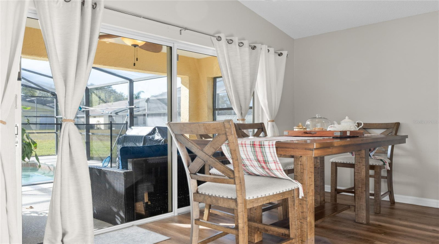 DAVENPORT, Florida 33897, 5 Bedrooms Bedrooms, ,3 BathroomsBathrooms,Residential,For Sale,LANGHAM,0,MFRO6372795