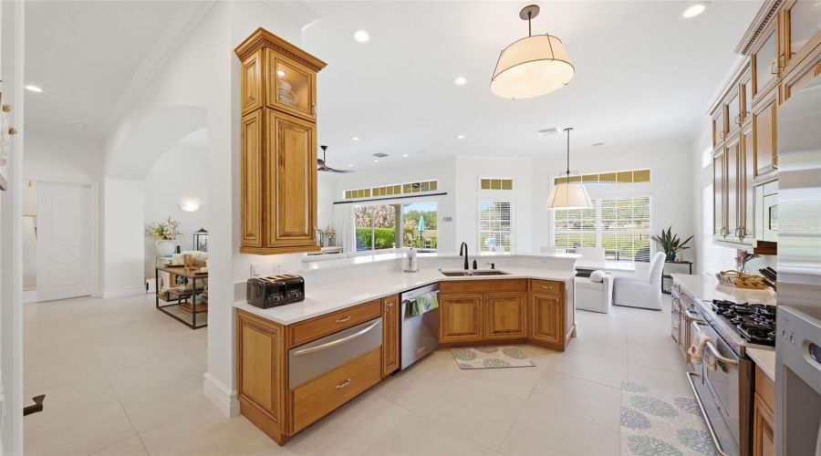 KISSIMMEE, Florida 34747, 5 Bedrooms Bedrooms, ,5 BathroomsBathrooms,Residential,For Sale,GATHERING,0,MFRO6400833