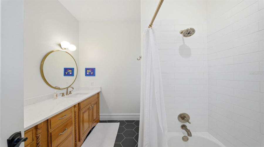 KISSIMMEE, Florida 34747, 5 Bedrooms Bedrooms, ,5 BathroomsBathrooms,Residential,For Sale,GATHERING,0,MFRO6400833