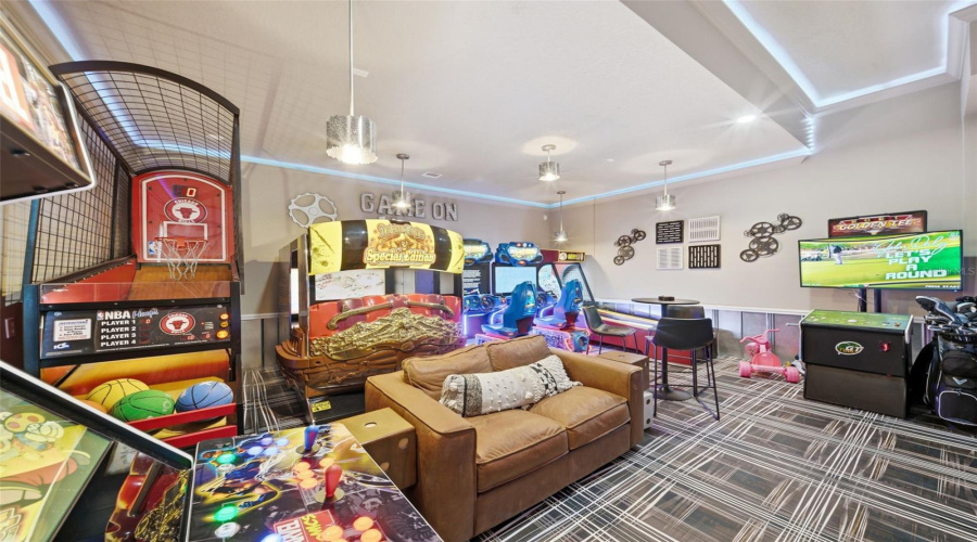 KISSIMMEE, Florida 34747, 5 Bedrooms Bedrooms, ,5 BathroomsBathrooms,Residential,For Sale,GATHERING,0,MFRO6400833