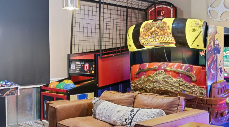 KISSIMMEE, Florida 34747, 5 Bedrooms Bedrooms, ,5 BathroomsBathrooms,Residential,For Sale,GATHERING,0,MFRO6400833