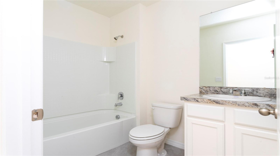 DAVENPORT, Florida 33837, 3 Bedrooms Bedrooms, ,2 BathroomsBathrooms,Residential,For Sale,POST OAK,0,MFRS5147746