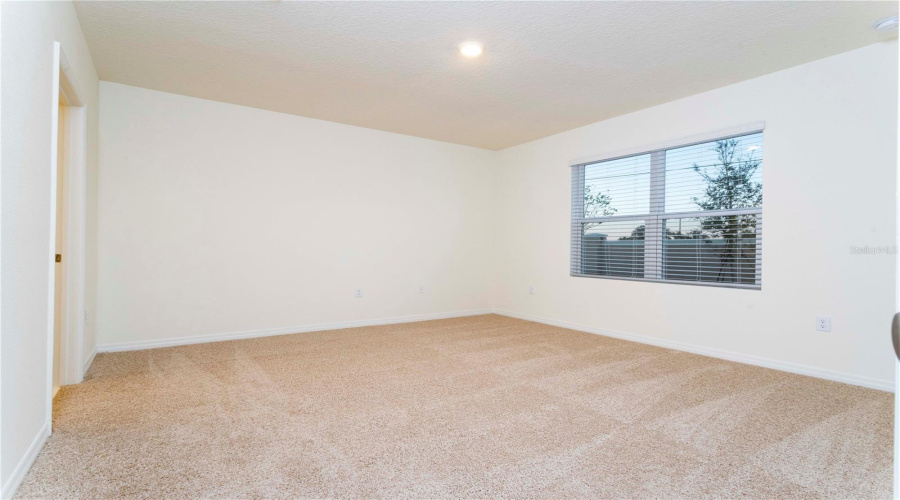 DAVENPORT, Florida 33837, 3 Bedrooms Bedrooms, ,2 BathroomsBathrooms,Residential,For Sale,POST OAK,0,MFRS5147746