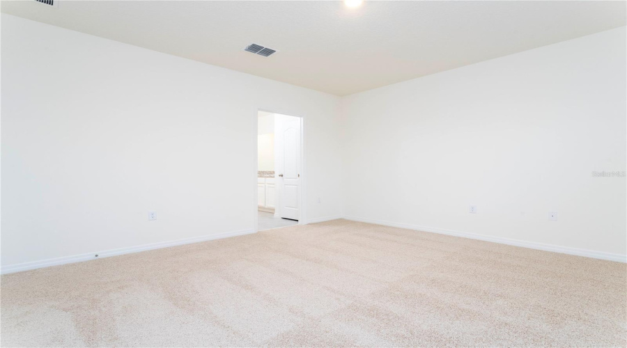 DAVENPORT, Florida 33837, 3 Bedrooms Bedrooms, ,2 BathroomsBathrooms,Residential,For Sale,POST OAK,0,MFRS5147746