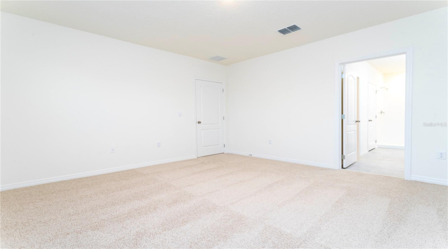 DAVENPORT, Florida 33837, 3 Bedrooms Bedrooms, ,2 BathroomsBathrooms,Residential,For Sale,POST OAK,0,MFRS5147746