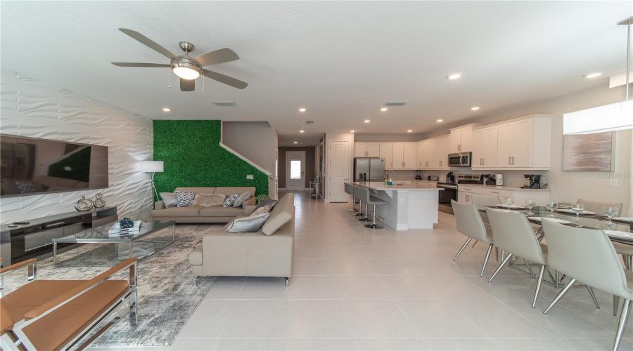 KISSIMMEE, Florida 34747, 8 Bedrooms Bedrooms, ,6 BathroomsBathrooms,Residential,For Sale,AUBURN,0,MFRO6400825