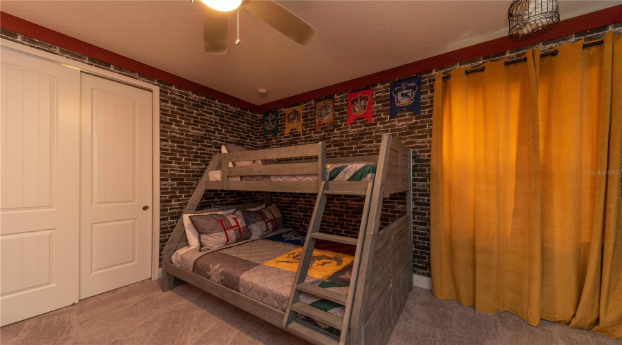 KISSIMMEE, Florida 34747, 8 Bedrooms Bedrooms, ,6 BathroomsBathrooms,Residential,For Sale,AUBURN,0,MFRO6400825