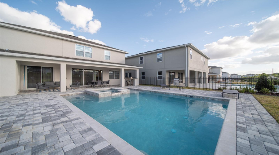 KISSIMMEE, Florida 34747, 8 Bedrooms Bedrooms, ,6 BathroomsBathrooms,Residential,For Sale,AUBURN,0,MFRO6400825
