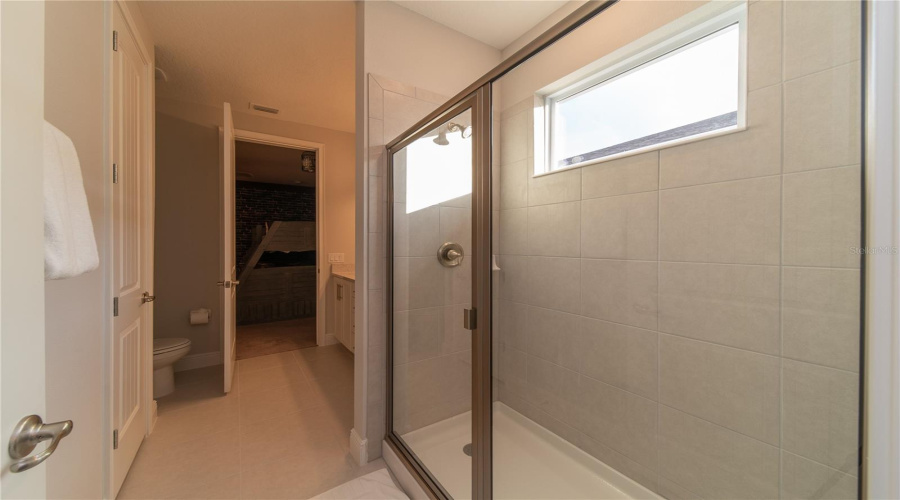 KISSIMMEE, Florida 34747, 8 Bedrooms Bedrooms, ,6 BathroomsBathrooms,Residential,For Sale,AUBURN,0,MFRO6400825