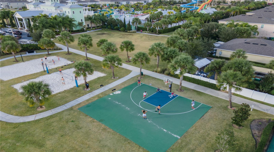 KISSIMMEE, Florida 34747, 8 Bedrooms Bedrooms, ,6 BathroomsBathrooms,Residential,For Sale,AUBURN,0,MFRO6400825