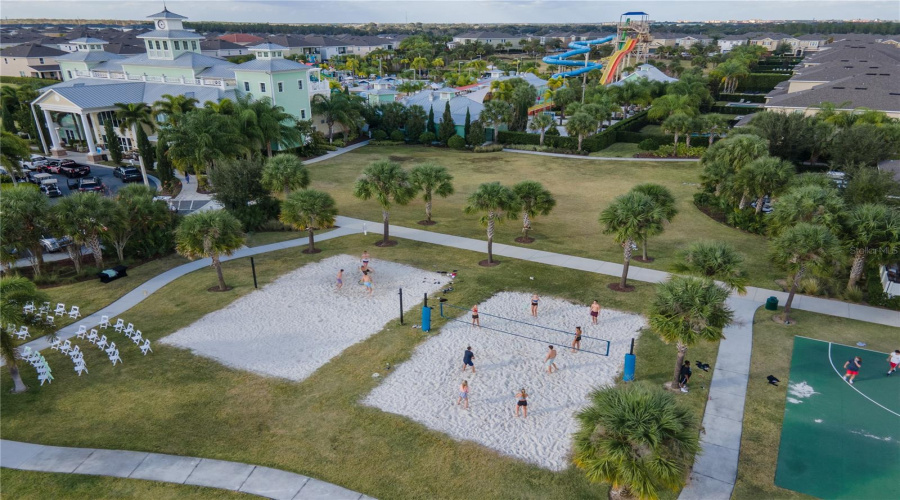 KISSIMMEE, Florida 34747, 8 Bedrooms Bedrooms, ,6 BathroomsBathrooms,Residential,For Sale,AUBURN,0,MFRO6400825