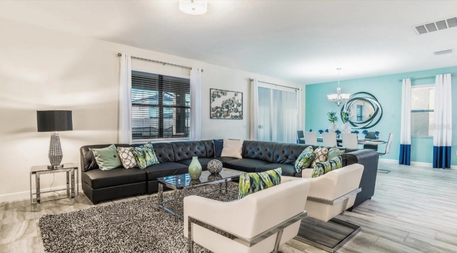 DAVENPORT, Florida 33896, 5 Bedrooms Bedrooms, ,4 BathroomsBathrooms,Residential,For Sale,ROLLING FAIRWAYS,0,MFRS5111635