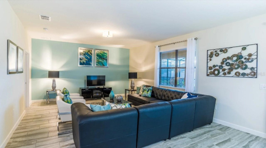 DAVENPORT, Florida 33896, 5 Bedrooms Bedrooms, ,4 BathroomsBathrooms,Residential,For Sale,ROLLING FAIRWAYS,0,MFRS5111635