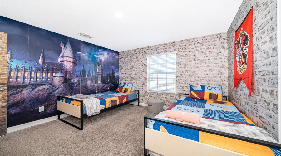 KISSIMMEE, Florida 34746, 5 Bedrooms Bedrooms, ,4 BathroomsBathrooms,Residential,For Sale,LOVE STOREY,0,MFRO6390062