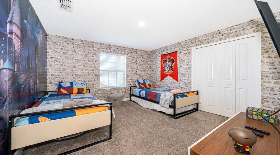 KISSIMMEE, Florida 34746, 5 Bedrooms Bedrooms, ,4 BathroomsBathrooms,Residential,For Sale,LOVE STOREY,0,MFRO6390062