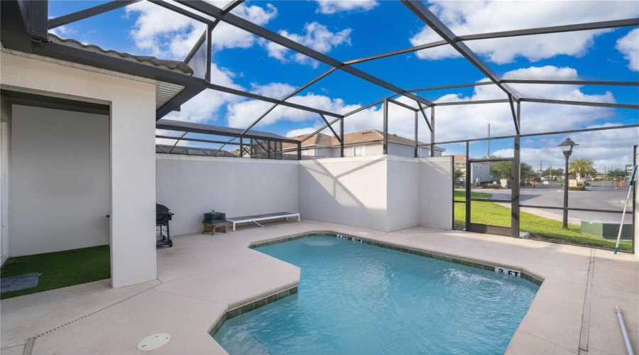 KISSIMMEE, Florida 34746, 5 Bedrooms Bedrooms, ,4 BathroomsBathrooms,Residential,For Sale,LOVE STOREY,0,MFRO6390062