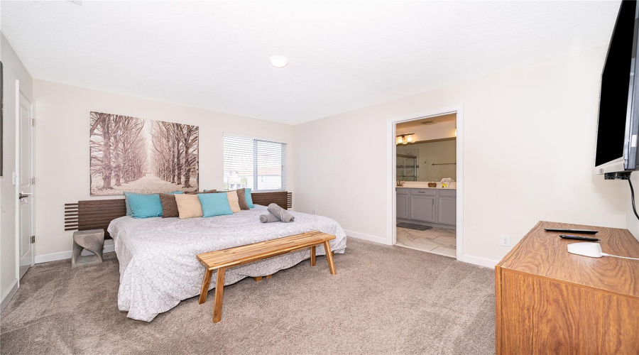 KISSIMMEE, Florida 34746, 5 Bedrooms Bedrooms, ,4 BathroomsBathrooms,Residential,For Sale,LOVE STOREY,0,MFRO6390062