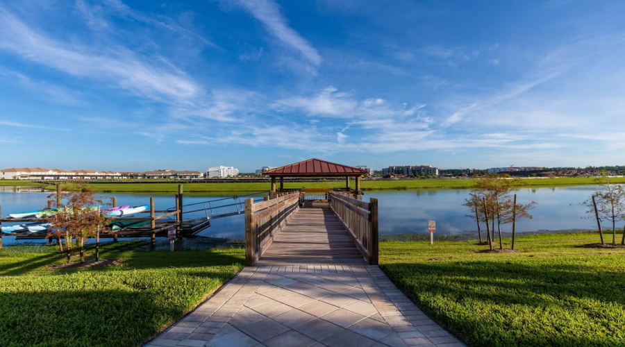 KISSIMMEE, Florida 34746, 5 Bedrooms Bedrooms, ,4 BathroomsBathrooms,Residential,For Sale,LOVE STOREY,0,MFRO6390062