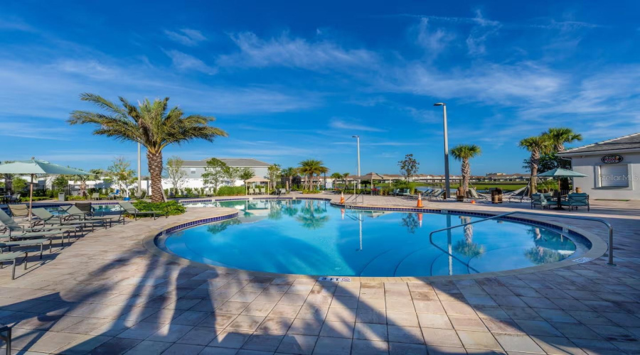 KISSIMMEE, Florida 34746, 5 Bedrooms Bedrooms, ,4 BathroomsBathrooms,Residential,For Sale,LOVE STOREY,0,MFRO6390062
