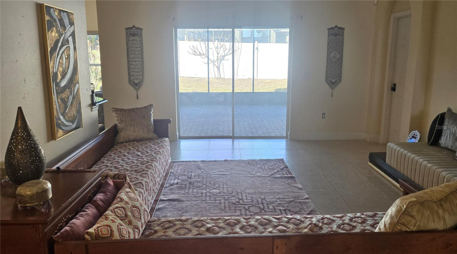 DAVENPORT, Florida 33896, 3 Bedrooms Bedrooms, ,2 BathroomsBathrooms,Residential,For Sale,KNIGHTSBRIDGE,0,MFRP4937374