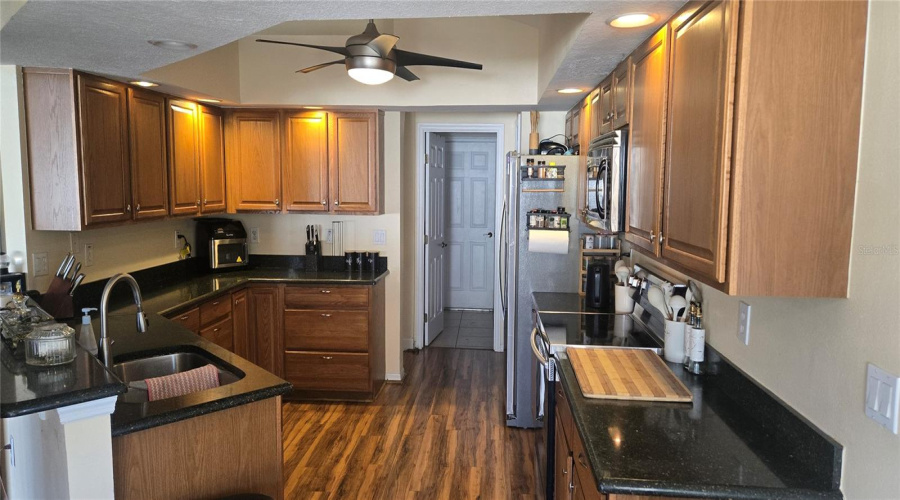 DAVENPORT, Florida 33896, 3 Bedrooms Bedrooms, ,2 BathroomsBathrooms,Residential,For Sale,KNIGHTSBRIDGE,0,MFRP4937374