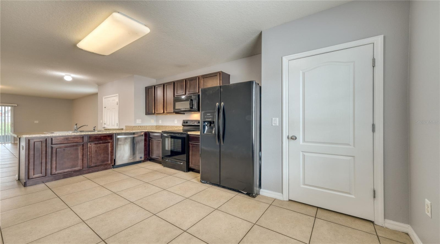 DAVENPORT, Florida 33896, 3 Bedrooms Bedrooms, ,2 BathroomsBathrooms,Residential,For Sale,ARBOR LAKES,0,MFRS5147917