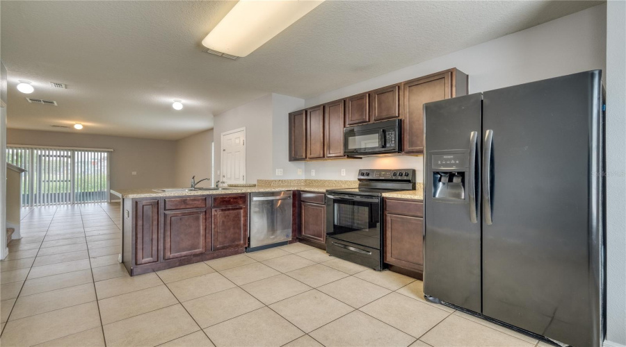 DAVENPORT, Florida 33896, 3 Bedrooms Bedrooms, ,2 BathroomsBathrooms,Residential,For Sale,ARBOR LAKES,0,MFRS5147917