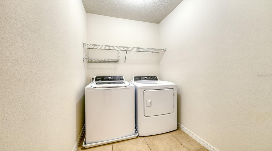 DAVENPORT, Florida 33896, 3 Bedrooms Bedrooms, ,2 BathroomsBathrooms,Residential,For Sale,ARBOR LAKES,0,MFRS5147917