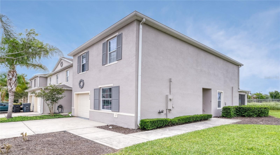 DAVENPORT, Florida 33896, 3 Bedrooms Bedrooms, ,2 BathroomsBathrooms,Residential,For Sale,ARBOR LAKES,0,MFRS5147917