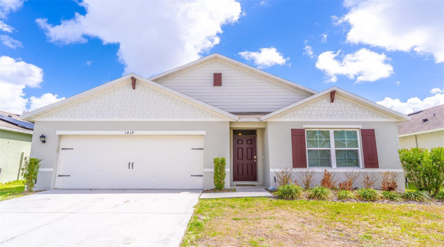 DAVENPORT, Florida 33897, 4 Bedrooms Bedrooms, ,2 BathroomsBathrooms,Residential,For Sale,FOX SQUIRREL,0,MFRO6401376