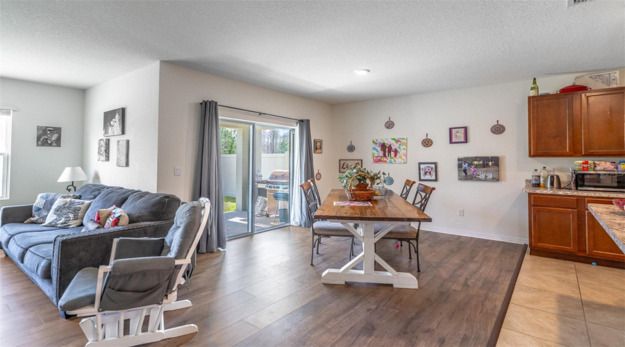 DAVENPORT, Florida 33897, 4 Bedrooms Bedrooms, ,2 BathroomsBathrooms,Residential,For Sale,FOX SQUIRREL,0,MFRO6401376