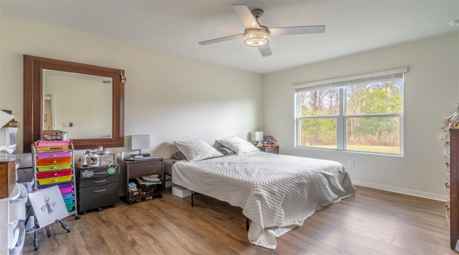 DAVENPORT, Florida 33897, 4 Bedrooms Bedrooms, ,2 BathroomsBathrooms,Residential,For Sale,FOX SQUIRREL,0,MFRO6401376