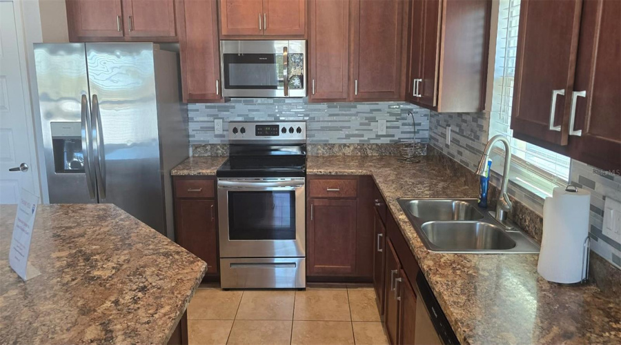 DAVENPORT, Florida 33837, 3 Bedrooms Bedrooms, ,2 BathroomsBathrooms,Residential,For Sale,CITRUS LANDINGS,0,MFRS5148339