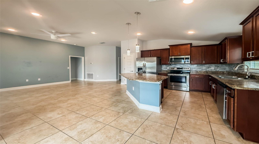 DAVENPORT, Florida 33837, 3 Bedrooms Bedrooms, ,2 BathroomsBathrooms,Residential,For Sale,CITRUS LANDINGS,0,MFRS5148339