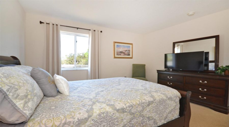 DAVENPORT, Florida 33897, 5 Bedrooms Bedrooms, ,3 BathroomsBathrooms,Residential,For Sale,CORVINA,0,MFRS5146455