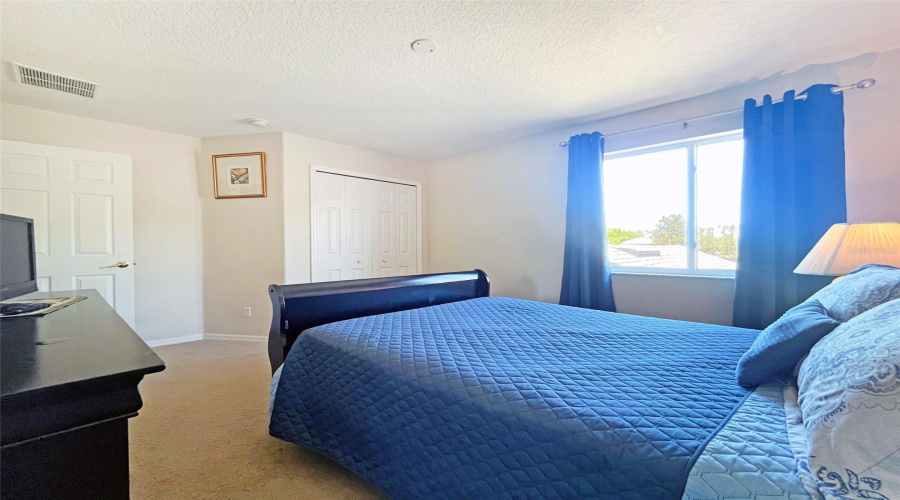 DAVENPORT, Florida 33897, 5 Bedrooms Bedrooms, ,3 BathroomsBathrooms,Residential,For Sale,CORVINA,0,MFRS5146455