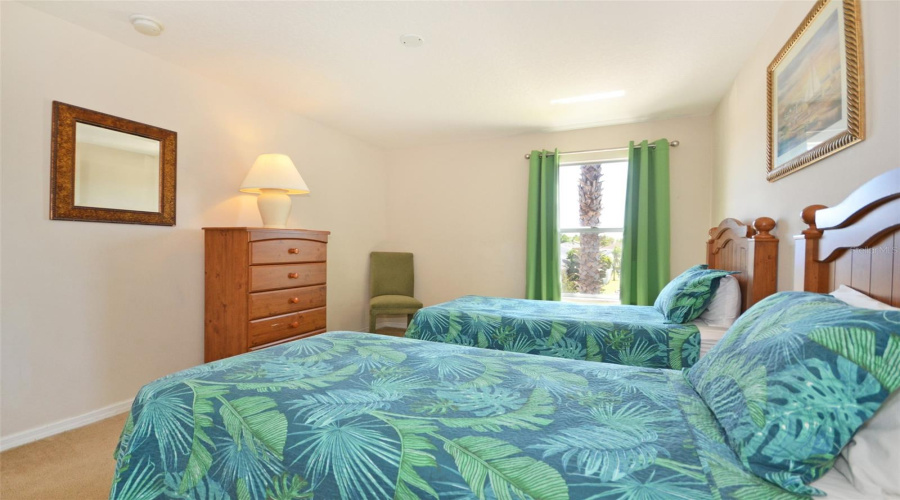 DAVENPORT, Florida 33897, 5 Bedrooms Bedrooms, ,3 BathroomsBathrooms,Residential,For Sale,CORVINA,0,MFRS5146455