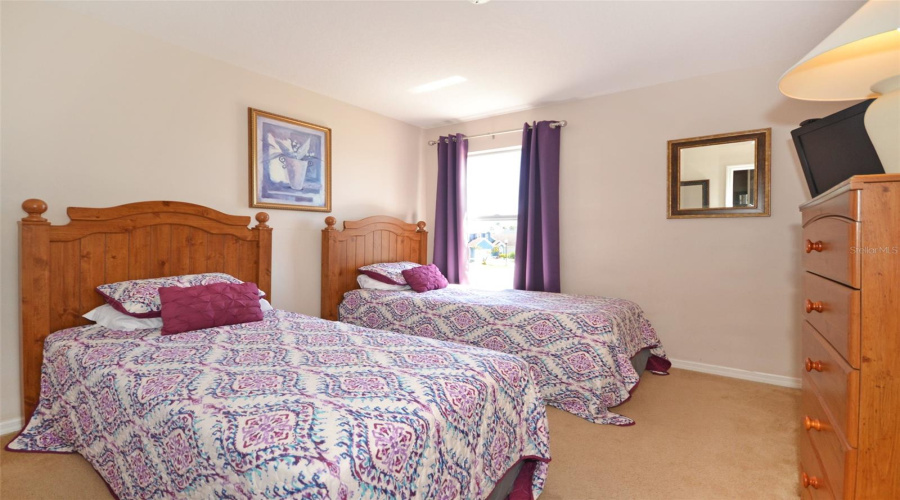 DAVENPORT, Florida 33897, 5 Bedrooms Bedrooms, ,3 BathroomsBathrooms,Residential,For Sale,CORVINA,0,MFRS5146455